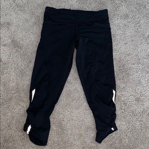 Lululemon cropped leggings SIZE 2